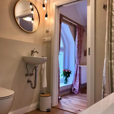 Vakantiehuis - Zamek Cerveny Hradek U Sedlcan Janov (Pribram)