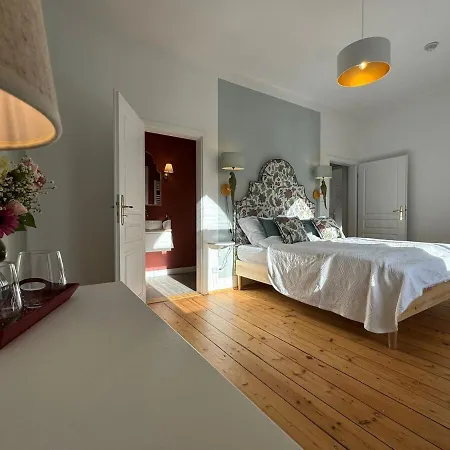 Vakantiehuis - Zamek Cerveny Hradek U Sedlcan